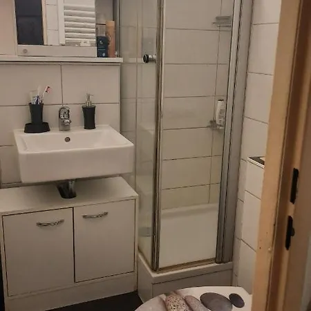 2 Bettzimmer Zentrumsnah * Érfurt